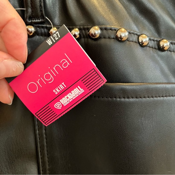 Black Studded Faux Leather Mini Skirt Asymmetrical Hem Rock Chic Y2K Staple - Picture 10 of 16